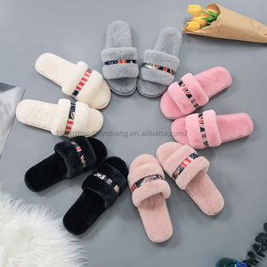 Wholesale <b>Indoor</b> Outdoor Open Toe Ladies Designer Slippers Plush Faux Fur Ladies Slippers Hard Wearing Soft Luxury Ladies <b>Slides</b> - Product Image 1