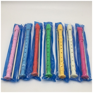 El precio al por mayor es bajo. Flauta de Juguete de Plástico de 8 Orificios Colorida para Niños con Varilla y Bolsa de PVC - Product Image 5