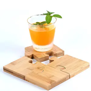 カスタマイズ可能なロゴレストラン防水増粘パズルスクエアバンブー木製ティーコースターセット