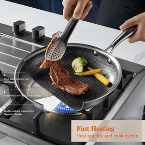 Juego de ollas antiadherentes de acero inoxidable de tres capas, 13 piezas con tapas y cucharas, apto para horno, solo lavar a mano. - Product Image 2