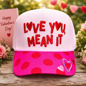 Casquette Snapback en Corduroy Personnalisée avec Broderie <span class=keywords><strong>de</strong></span> Slogan et Bordure à Pois en Forme <span class=keywords><strong>de</strong></span> Cœur pour la Saint-Valentin - Vente en Gros Dymf - Product Image 1