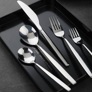 fábrica de guangzhou cocina hotel de oro de plata <span class=keywords><strong>cuchillo</strong></span> cucharas <span class=keywords><strong>y</strong></span> tenedores de acero inoxidable cubiertos vajilla conjunto - Product Image 1