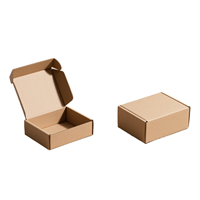 Boîte d'expédition en carton ondulé imperméable réutilisable personnalisée avec gaufrage, nouveau design pour les vêtements, les chaussettes, l'emballage d'expédition, matériaux recyclés
