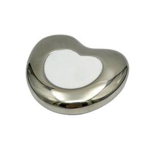 Planche de massage en métal de style masseur rafraîchissant, produits de beauté, massage facial Guasha en acier inoxydable - Product Image 1