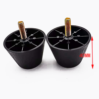 Pieds de canapé ronds en plastique modernes, robustes et durables. Vente en gros de meubles, armoires et lits.