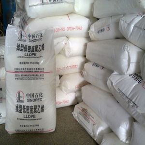 ตัวอย่างฟรี ฟิล์มเกรดเวอร์จิ้น LLDPE 119ZJ/118WJ เม็ดพลาสติกใส LLDPE สำหรับขึ้นรูปเป่าลม สำหรับถุงช้อปปิ้งและถุงขยะ - Product Image 6