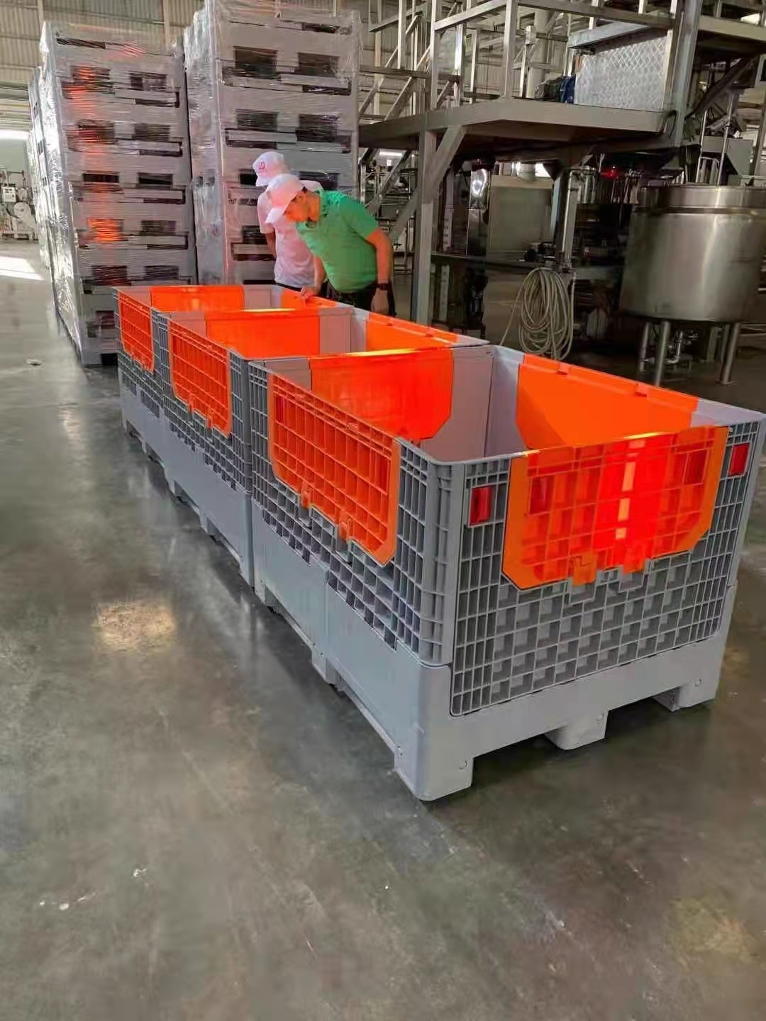 Container 1200l Large 1200L IBC Plastic Tank Pallet Container Stackable Design for ...