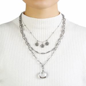 قلادة زهرة أنيقة من <span class=keywords><strong>JH</strong></span> بثلاث طبقات من سلسلة سبيكة فضية مع قلادة زجاجية، مجوهرات عصرية بالجملة - Product Image 2