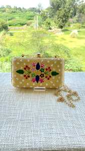 Bolso de Mano Bordado con Flores y Cadena, Bolso de Noche para Mujer, Diseño Textil Elegante, para Todas las Temporadas - Product Image 1