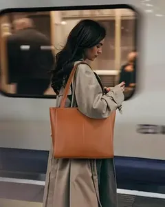 יצרן תיקי מעצבים, ספק תיקים יוקרתיים בהתאמה אישית, תיקי כתף לנשים בעלי קיבולת גדולה, תיקי יד מעוצבים לנשים רב תכליתיים - Product Image 3