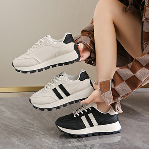 XUANHUI <span class=keywords><strong>Eleganti</strong></span> Scarpe da Passeggio in Stile Coreano con Doppia Striscia Retrò, Altezza 4cm, Suola Spessa Nera, <span class=keywords><strong>Sneakers</strong></span> Casual da Donna - Product Image 3