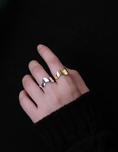 Женское кольцо из серебра 925 пробы - Product Image 3
