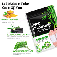 ALIVER 30 Patchs Détoxifiants pour les Pieds à Base d'Herbes Chinoises Naturelles Biologiques à l'Armoise et au Gingembre pour Favoriser le Sommeil