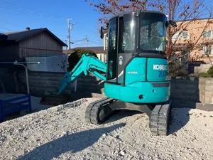 Mini-pelle Kobelco Sk35sr d'occasion Japon Original 3.5 tonnes Pelle sur chenilles Kobelco 35 d'occasion en vente - Product Image 2