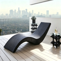 Hochwertige Outdoor-Lounge-Liege & -Stuhl Sonnenliege Maßgefertigt aus PE-Rattan mit Gewebten Riemen und Kordeln für Hotel, Ferienhaus und Pool