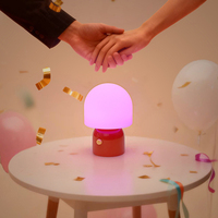 Lampe de table en ABS en forme de champignon, lumière ambiante LED, rechargeable par USB, lampe de chevet LED pour la chambre à coucher, décoration de la maison