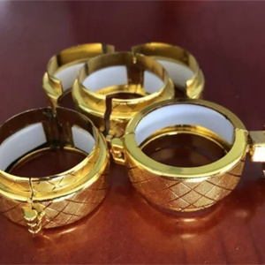 Wholesale Sealing <b>Clips</b> Wine Bottle Lock Wine Jar Lock Gold Plastic Lock - Product Image 2