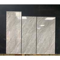 Carreaux de sol modernes en porcelaine de haute qualité avec accents marbre 470x1200mm/470x1350mm antidérapants certifiés CE pour appartement
