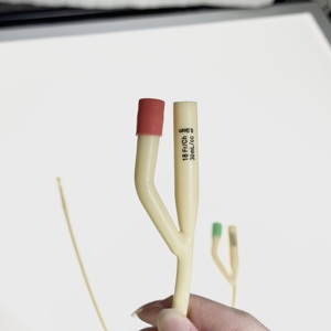 Kateter Urin Lateks Foley Dua Arah Tiga Arah Buatan Pabrik Bersertifikat ISO CE Kelas I 12-24FR - Product Image 4