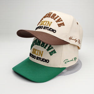 قبعة بيسبول ذات خمسة ألواح بلونين وتصميم هيكلي - قبعة مسطحة الحافة مطرزة بنمط فواكه للجنسين مناسبة لأزياء الهيب هوب والشارع - Product Image 1