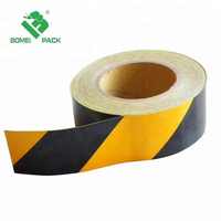 Rubans acryliques PVC antidérapants simple face pour l'extérieur Bande de roulement d'avertissement de sécurité antidérapante givrée imperméable pour escaliers et sols humides