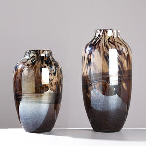 Vaso in Vetro Artistico di Lusso con Gradiente <span class=keywords><strong>da</strong></span> Oro a Grigio - Vaso in Vetro Iridescente Artigianale, Pezzo <span class=keywords><strong>da</strong></span> <span class=keywords><strong>Collezione</strong></span> per Arredamento di Alta Gamma - Product Image 4