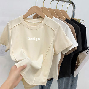 Top corto de diseñador Popular para mujer, Camiseta ajustada con cuello redondo recortada de tela personalizada de secado rápido - Product Image 5