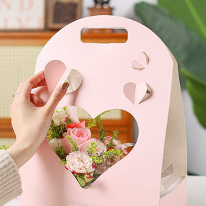 กล่องกระดาษพับได้สีชมพูขาวลายหัวใจ สำหรับใส่เค้ก ดอกไม้ หรือของขวัญ - Product Image 3