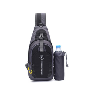 <span class=keywords><strong>Sac</strong></span> de poitrine de sport imperméable pour <span class=keywords><strong>femme</strong></span> <span class=keywords><strong>30L</strong></span> - <span class=keywords><strong>Sac</strong></span> de sport portable en nylon pour activités de plein air - Product Image 2