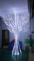 Arbre artificiel LED d'extérieur certifié CE/GS/ROHS, motif unique hautement réaliste, éclairage de Noël 3m x 2.5m 24V, garantie 1 an