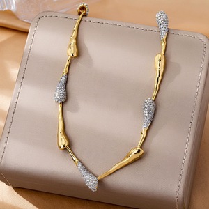 Fashionable Gold-Plated Two-Tone Brass Full <strong>Crystal</strong> Irregular Shiny Plain Gold Long Teardrop Link <strong>Choker</strong> <strong>Necklace</strong> for Women - Product Image 6