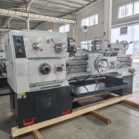 Tour à métaux horizontal CA6140*1000 de moyenne capacité Yade CNC avec 4 porte-outils, vitesse de broche 25-1600 tr/min, garantie 1 an