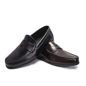 Zapatos de frijol informales de negocios para <span class=keywords><strong>hombre</strong></span> de marca de moda de estación europea, <span class=keywords><strong>mocasines</strong></span> de cuero ligeros y cómodos sin cordones, sólidos para - Product Image 2