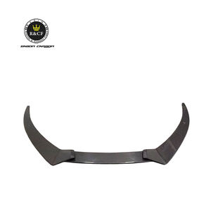 Lèvre avant en fibre de carbone de style <span class=keywords><strong>R8</strong></span> 3-PC pour <span class=keywords><strong>Audi</strong></span> <span class=keywords><strong>R8</strong></span> V10 <span class=keywords><strong>Plus</strong></span> 2017 - 2019 Kit de carrosserie - Product Image 1