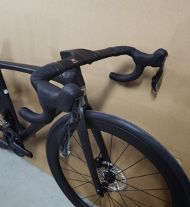 Bicicleta de Carretera de Fibra de Carbono X7 2026, 7.8kg, Precio de Fábrica, Cambio Inalámbrico, 700c, Frenos de Disco, 24 Velocidades, Wheeltop TX- - Product Image 3