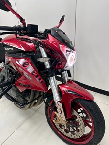 Motocyclettes d'occasion Benelli BN600 600cc, moto de rue tout-terrain, état parfait, tableau de bord LCD d'origine, prix abordable - Product Image 4