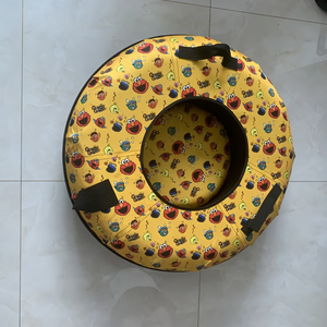 Prix d'usine Tube <span class=keywords><strong>de</strong></span> <span class=keywords><strong>neige</strong></span> gonflable coloré avec siège donut, haute qualité, <span class=keywords><strong>pour</strong></span> enfants, usage extérieur, plusieurs tailles <span class=keywords><strong>pour</strong></span> les jeux publics - Product Image 5