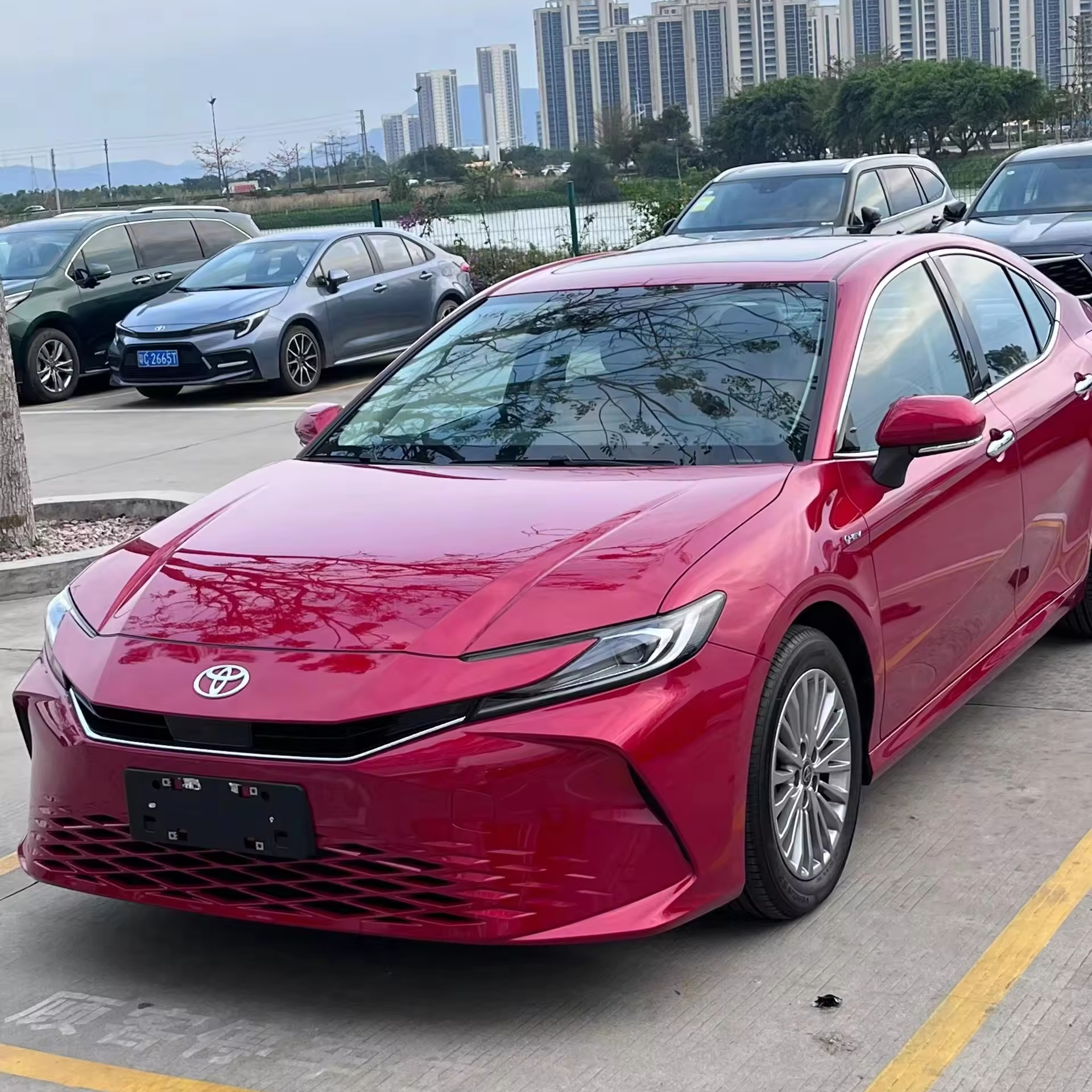 2024 toyota camry electric sedan high performance 2.0g s hybrid elite flagship plus new energy vehicle ev cars 2023 toyota