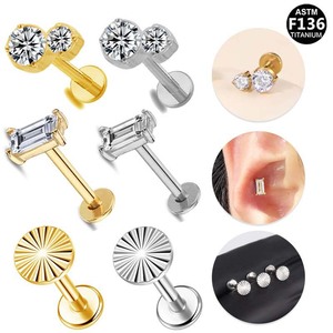 Boucles d'oreilles en titane F136, alliage de titane ASTM, serti de cristaux, bijoux de piercing pour oreille, lèvre, nez, cartilage - Product Image 1