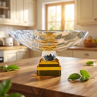 Plateau de rangement décoratif en verre élégant et moderne avec pied haut, options de base multicolores, pour bonbons et confiseries, idéal pour mariages, banquets et tables de fête
