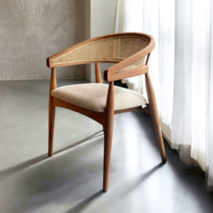 Elegante Silla Contemporánea Hecha a Mano de Bambú y Ratán Natural para Sala de Estar, Dormitorio, Villa, Jardín, Patio - Product Image 1