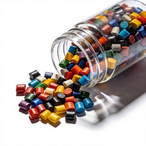 Masterbatch Warna Kandungan Tinggi Dispersi Baik Daya Tutup Kuat Bentuk Pelet Kuning Merah Abu-abu Partikel LLDPE HDPE PP Universal - Product Image 1