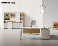 Bureau de direction moderne en mélamine en forme de L avec armoire mobile et cloison d'intimité