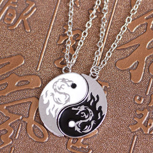 Collana con Ciondolo Tai Chi Yin Yang Drago, Regalo per Migliori Amici, Accessorio Moda in Lega per Uomo e Donna - Product Image 3