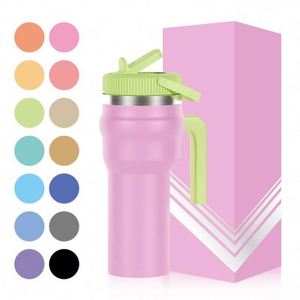 Bouteille d'eau isotherme de créateur en acier inoxydable à double paroi avec sangle – Vente en gros - Product Image 3