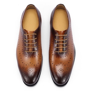 Nouvelles Chaussures Brogue en Cuir Véritable Faites à la Main de Haute Qualité avec Logo Personnalisé, Respirantes, Légères et Confortables pour l'Automne, Idéales pour les Affaires et les Loisirs - Product Image 1