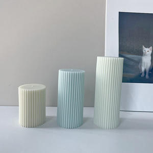 <span class=keywords><strong>Fabricant</strong></span> best-seller <span class=keywords><strong>Moule</strong></span> <span class=keywords><strong>en</strong></span> <span class=keywords><strong>plâtre</strong></span> personnalisé <span class=keywords><strong>Moule</strong></span> <span class=keywords><strong>en</strong></span> silicone pour bougie parfumée cylindrique rayée <span class=keywords><strong>en</strong></span> stock - Product Image 5