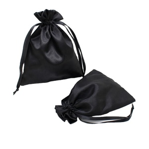Pochette en satin avec cordon de serrage, sac cadeau, petite pochette pour bijoux et cosmétiques, vente en gros, fournitures pour fêtes, impression de logo personnalisée - Product Image 1