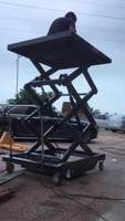 Ciseaux hydrauliques avec table de soudage pour changer de position de soudage