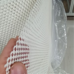 Mantel de PVC Impermeable y Resistente al Aceite con Patrón Geométrico en Relieve, Personalizable para Uso Doméstico - Product Image 3
